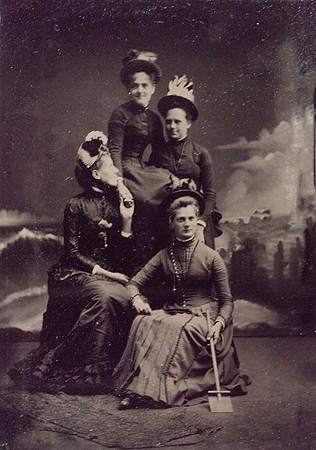 1886